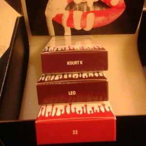3 Kylie Lip Kits